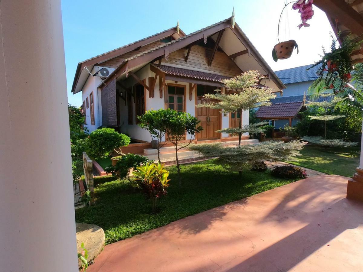Anjung Nor Homestay  Dungun Exterior foto